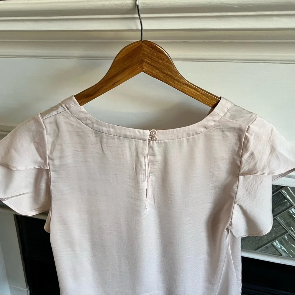 Petal Pink BANANA REPUBLIC Butterfly Cap Sleeve SILKY Short Sleeve BLOUSE Top XS - Picture 10 of 11